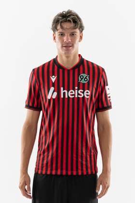 Denis Husser (Hannover 96), 2. BL GER, Hannover 96 Porträttermin 2025 2026 Fußball, GER Fussball 2. BL Bundesliga 2025 2026 Porträttermin Hannover96