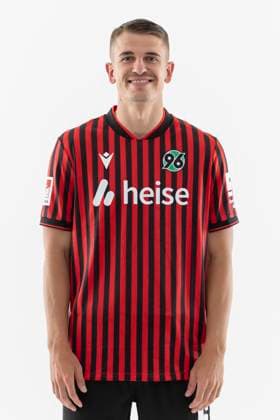 Maik Nawrocki (Hannover 96), 2. BL GER, Hannover 96 Porträttermin 2025 2026 Fußball, GER Fussball 2. BL Bundesliga 2025 2026 Porträttermin Hannover96