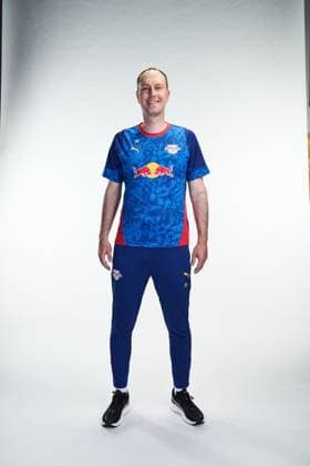 Achtung: Redaktionelle Nutzung honorarfrei - Attention: Free of charge for editorial use -- Trainer Ole Werner (RB Leipzig) Porträttermin 2025 2026