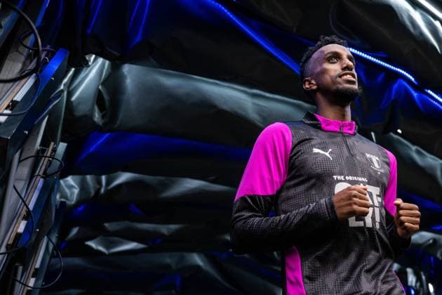 250812 Taha Ali of Malmö FF ahead of the UEFA Champions League qualifier football match between FC Copenhagen and Malmö FF on August 12, 2025 in Copenhagen. Photo: Petter Arvidson BILDBYRAN kod PA PA1061 fotboll football soccer fotball uefa champions league champions league fc copenhagen malmö ff bbeng kval fc köpenhamn bbauto Copyright: PETTERxARVIDSON BB250812PA015