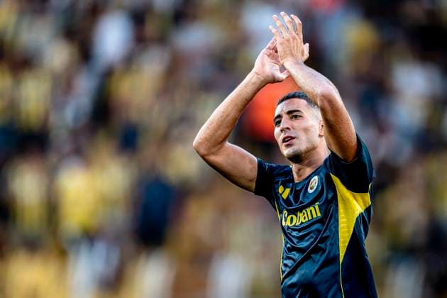 Fenerbahce SK defender Mert Muldur during the match Fenerbahce - Feyenoord at the Åžükrü SaracoÄülu Spor Kompleksi for the Champions League - Third qualifying round - 2nd leg season 2025-2026 in ISTANBUL, Turkey on 10 august 2025, (photo by Marcel van Dorst EYE4images DeFodi Images)