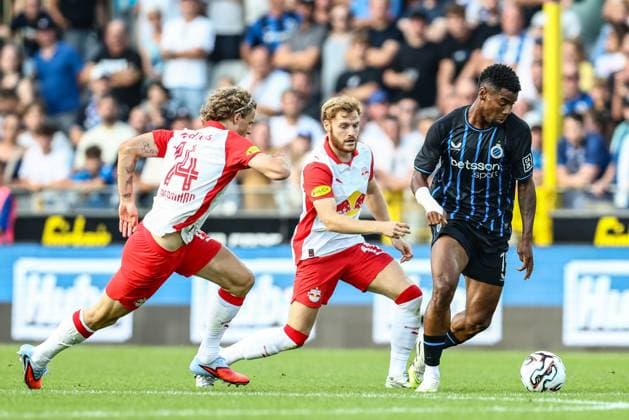 Club s Raphael Onyedika pictured in action during a soccer game between Belgian soccer team Club Brugge and Austrian team FC Salzburg, on Tuesday 12 August 2025 in Brugge, the second leg of the third qualifying round for the UEFA Champions League competition. BRUNOxFAHY  x131098725x