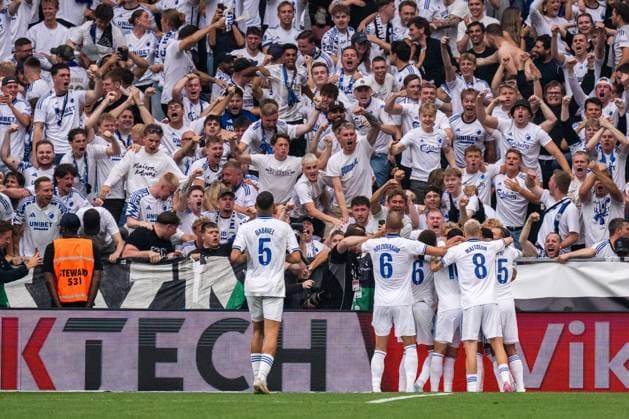 250812 Rodrigo Huescas of FC Copenhagen celebrates with team mates after 1-0 during the UEFA Champions League qualifier football match between FC Copenhagen and Malmö FF on August 12, 2025 in Copenhagen. Photo: Christoffer Borg Mattisson BILDBYRAN COP 261 PA1061 fotboll football soccer fotball uefa champions league champions league fc copenhagen malmö ff bbeng kval fc köpenhamn jubel Copyright: CHRISTOFFERxBORGxMATTISSON BB250812CB045