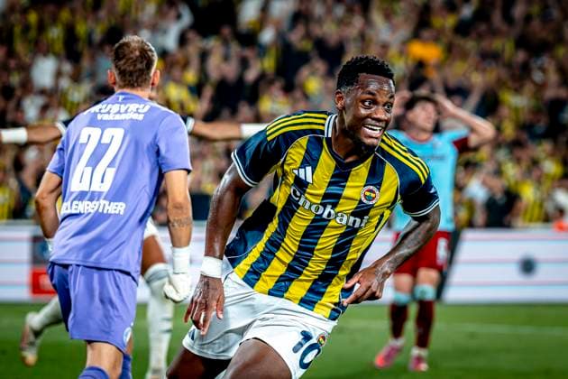 Fenerbahce SK forwarder Jhon Duran scores the 2-1 and celebrating the goal during the match Fenerbahce - Feyenoord at the Åžükrü SaracoÄülu Spor Kompleksi for the Champions League - Third qualifying round - 2nd leg season 2025-2026 in ISTANBUL, Turkey on 10 august 2025, (photo by Marcel van Dorst EYE4images DeFodi Images)