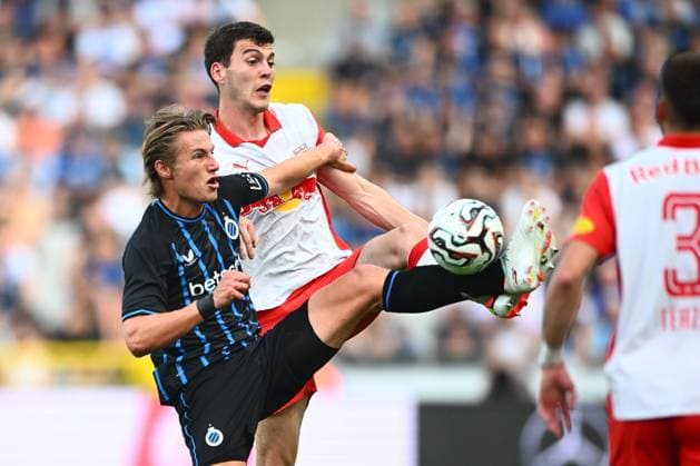 Club Brugge v Salzburg - UEFA Champions League BRUGGE, BELGIUM - AUGUST 12 : Vermant Romeo forward of Club Brugge and Rasmussen Jacob defender of Red Bull Salzburg in action during the UEFA Champions League 2025 26 third qualifying round second leg between Club Brugge and Salzburg on August 12, 2025 in Brugge, Belgium, 12 08 2025 Brugge Belgium  Copyright: xGvgx