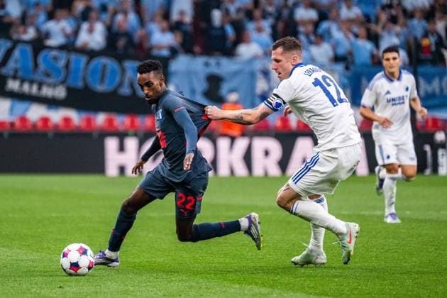250812 Taha Ali of Malmö FF and Lukas Lerager of FC Copenhagen during the UEFA Champions League qualifier football match between FC Copenhagen and Malmö FF on August 12, 2025 in Copenhagen. Photo: Christoffer Borg Mattisson BILDBYRAN COP 261 PA1061 fotboll football soccer fotball uefa champions league champions league fc copenhagen malmö ff bbeng kval fc köpenhamn Copyright: CHRISTOFFERxBORGxMATTISSON BB250812CB065