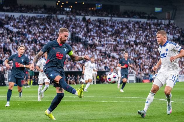 250812 Pontus Jansson of Malmö FF during the UEFA Champions League qualifier football match between FC Copenhagen and Malmö FF on August 12, 2025 in Copenhagen. Photo: Christoffer Borg Mattisson BILDBYRAN COP 261 PA1061 fotboll football soccer fotball uefa champions league champions league fc copenhagen malmö ff bbeng kval fc köpenhamn Copyright: CHRISTOFFERxBORGxMATTISSON BB250812CB078