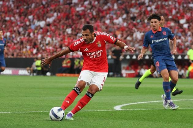 Portugal, Lissabon 2025.08.12 xJFx Rückspiel Dritte Qualifikationsrunde Uefa Champions League 2025 26 , S.L.Benfica - OGC Nice v.l., schuss aufs Tor Vangelis Pavlidis (S.L.Benfica) Copyright: JoaquimxFerreira