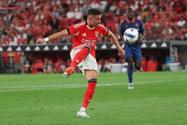 Portugal, Lissabon 2025.08.12 xJFx Rückspiel Dritte Qualifikationsrunde Uefa Champions League 2025 26 , S.L.Benfica - OGC Nice v.l., Ivanovic (S.L.Benfica) in aktion, in action, Copyright: JoaquimxFerreira