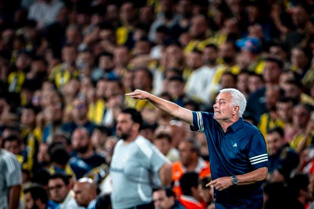 Fenerbahce SK trainer Jose Mourinho during the match Fenerbahce - Feyenoord at the Åžükrü SaracoÄülu Spor Kompleksi for the Champions League - Third qualifying round - 2nd leg season 2025-2026 in ISTANBUL, Turkey on 10 august 2025, (photo by Marcel van Dorst EYE4images DeFodi Images)