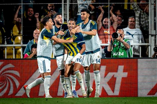 Fenerbahce SK forwarder Youssef En-Nesyri celebrating the goal during the match Fenerbahce - Feyenoord at the Åžükrü SaracoÄülu Spor Kompleksi for the Champions League - Third qualifying round - 2nd leg season 2025-2026 in ISTANBUL, Turkey on 10 august 2025, (photo by Marcel van Dorst EYE4images DeFodi Images)
