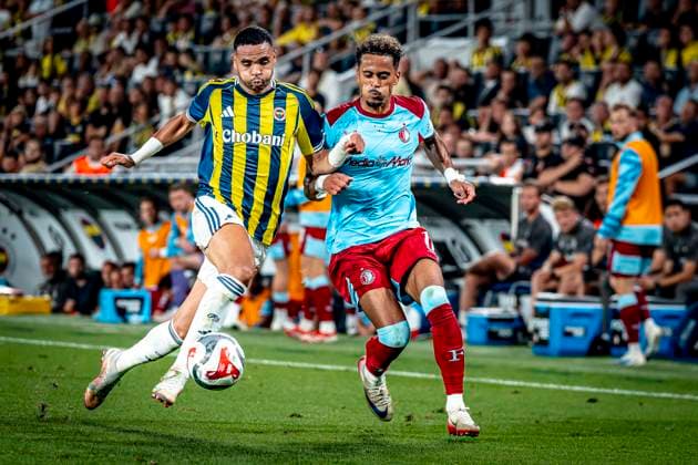 Fenerbahce SK forwarder Youssef En-Nesyri, Feyenoord Rotterdam forwarder Goncalo Borges during the match Fenerbahce - Feyenoord at the Åžükrü SaracoÄülu Spor Kompleksi for the Champions League - Third qualifying round - 2nd leg season 2025-2026 in ISTANBUL, Turkey on 10 august 2025, (photo by Marcel van Dorst EYE4images DeFodi Images)