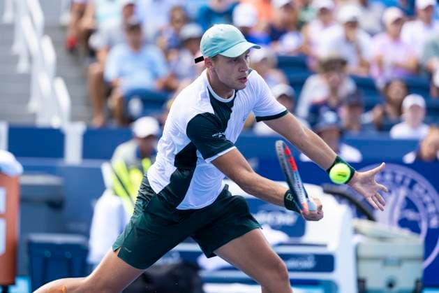 August 12, 2025, Mason, Ohio, USA: Mason, Ohio; Cincinnati Open Tennis Tournament - 2025 08 12 - Hamad Medjevic plays a ball against opponent Carlos Alcaraz. - ZUMAPress Mason USA - ZUMAn24_ 20250812_zaf_n24_187 Copyright: xWallyxNellx
