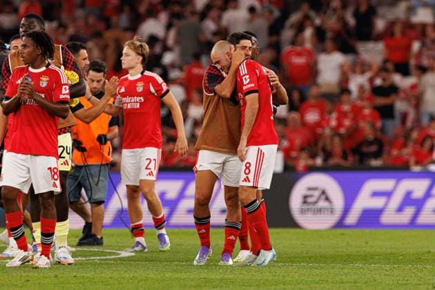 Tiago Gouveia and Fredrik Aursnes seen during Champions League third round qualifying game between SL Benfica and OGC Nice (Maciej Rogowski) Lisbon Estadio Da Luz Portugal Copyright: xMaciejxRogowskix slbnice2526-396