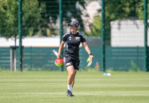 Fußball, Frauen, Saison 2025 2026, Google Pixel Frauen-Bundesliga, 1. FC Union Berlin, Öffentliches Training, Trainerin Ailien Poese (1. Frauen 1. FC Union), 13.08. 2025, Copyright: xMatthiasxKochx