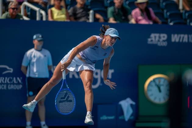 Cincinnati Open Round Of 16: Iga Swiatek V Sorana Cirstea Iga Swiatek is seen during her Round of 16 match at the Cincinnati Open in Mason, Ohio, on August 13, 2025. Mason United States  Copyright: xJasonxWhitmanx originalFilename:whitman-cincinna250813_npzaG.jpg