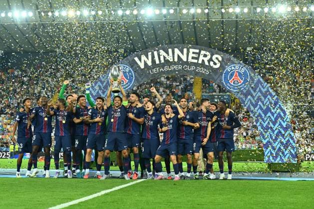 CALCIO - UEFA Super Cup - Paris Saint-Germain FC vs Tottenham Hotspur FC Paris Saint-Germain F.C. players celebrate the vicroty of the UEFA Super Cup 2025 match between Paris Saint-Germain F.C. and Tottenham Hotspur F.C. at Friuli Stadium on August 13, 2025 in Udine, Italy. Udine Italy  Copyright: xIPAxSport ABACAx