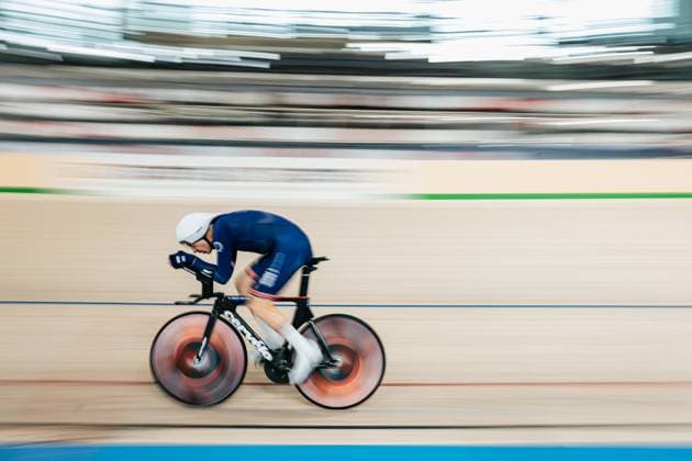 Men C5 UCI Hour Record presented by Tissot Picture by Alex Whitehead SWpix.com - 14 08 2025 - Track cycling, Rad, Radsport, Bahnrad, Bahn - Men C5 UCI Hour Record presented by Tissot - Konya Velodrome, Konya, Türkiye - Will Bjergfelt of Great Britain in action during the UCI Men™s C5 Hour Record attempt. Konya Konya Velodrome Turkey Copyright: x xSWpix.comx(t axPhotographyxHubxLtd)xAlexxWhitehead SWpix.comx SWP-3030-0483