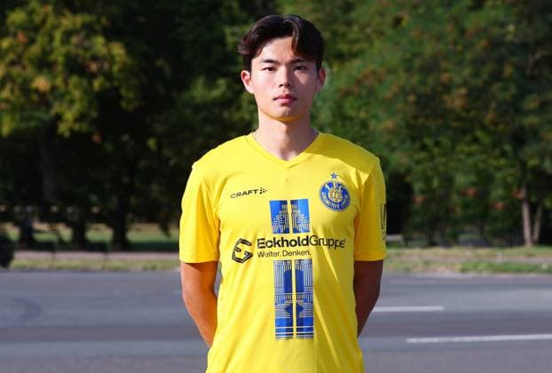Teampraesentation 1. FC Lok Leipzig Regionalliga NO Mingi Kang ; 1. FC Lokomotive Leipzig; Regionalliga Nord-Ost, Porträttermin 2025 2026 , Leipzig, 13.08.2025 , Nur zur redaktionellen Nutzung. Only editorial use.