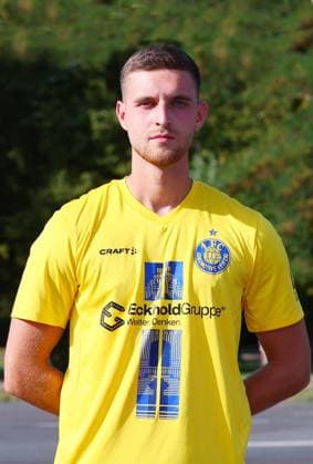 Teampraesentation 1. FC Lok Leipzig Regionalliga NO Rilind Kabashi ; 1. FC Lokomotive Leipzig; Regionalliga Nord-Ost, Porträttermin 2025 2026 , Leipzig, 13.08.2025 , Nur zur redaktionellen Nutzung. Only editorial use.