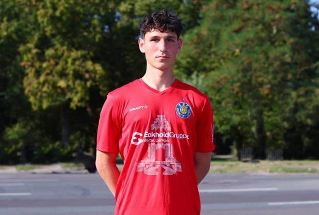 Teampraesentation 1. FC Lok Leipzig Regionalliga NO Torwart Hugo Eichler ; 1. FC Lokomotive Leipzig; Regionalliga Nord-Ost, Porträttermin 2025 2026 , Leipzig, 13.08.2025 , Nur zur redaktionellen Nutzung. Only editorial use.