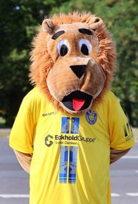 Teampraesentation 1. FC Lok Leipzig Regionalliga NO Lokki - 1. FC Lok Maskottchen ; 1. FC Lokomotive Leipzig; Regionalliga Nord-Ost, Porträttermin 2025 2026 , Leipzig, 13.08.2025 , Nur zur redaktionellen Nutzung. Only editorial use.
