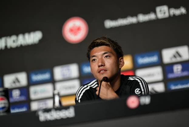 14.08.2025, xjhx, Fussball 1.Bundesliga, Eintracht Frankfurt - Pressekonferenz Ritsu Doan v.l. Ritsu Doan (Eintracht Frankfurt) Frankfurt am Main