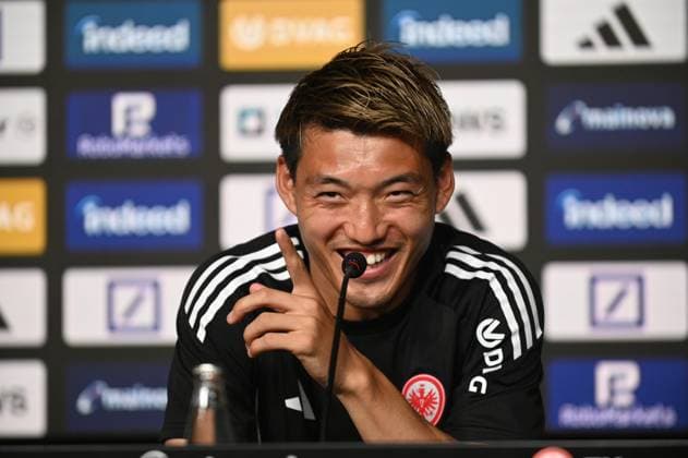 14.08.2025 xhpx Frankfurt am Main, Deutsche Bank Park Bundesliga Saison 2025 2026 Eintracht Frankfurt Pressekonferenz - Vorstellung Neuzugang Ritsu Doan (20, Eintracht Frankfurt) DFL DFB REGULATIONS PROHIBIT ANY USE OF PHOTOGRAPHS AS IMAGE SEQUENCES AND OR QUASI-VIDEO. *** 14 08 2025 xhpx Frankfurt am Main, Deutsche Bank Park Bundesliga Season 2025 2026 Eintracht Frankfurt Press Conference Presentation of new signing Ritsu Doan 20, Eintracht Frankfurt DFL DFB REGULATIONS PROHIBIT ANY USE OF PHOTOGRAPHS AS IMAGE SEQUENCES AND OR QUASI VIDEO