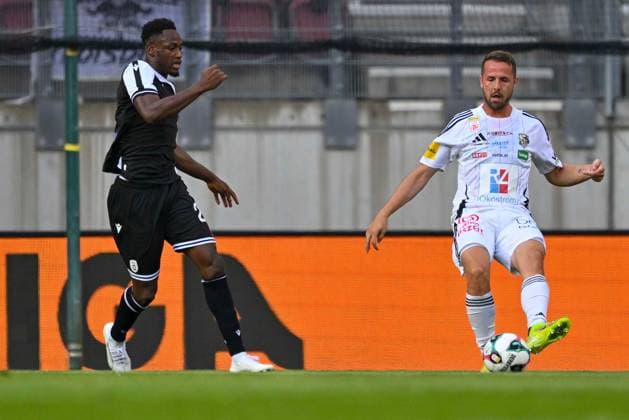 SOCCER - UEFA EL, WAC vs PAOK KLAGENFURT,AUSTRIA,14.AUG.25 - SOCCER - UEFA Europa League, qualification, Wolfsberger AC vs PAOK Thessaloniki. Image shows Abdul Rahman Baba (PAOK) and Rene Renner (WAC).  GEPAxpictures xAvnixRetkoceri