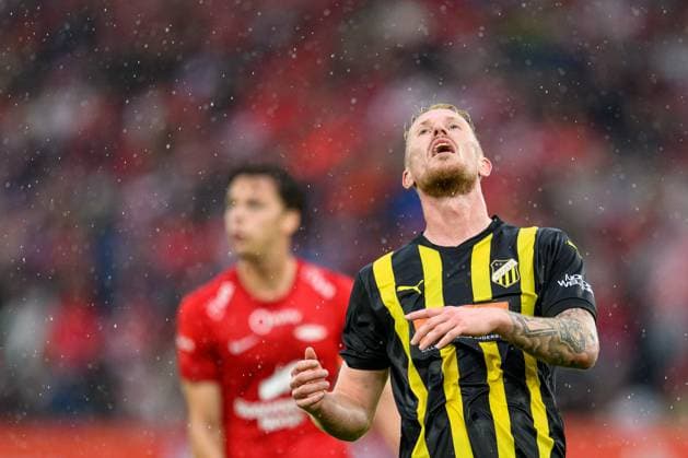 250814 Mikkel Rygaard Jensen of Häcken looks dejected during the UEFA Europa League third qualifying round football match between Brann and Häcken on August 14, 2025 in Bergen. Photo: Carl Sandin BILDBYRAN kod CS CS0753 fotboll football soccer fotball uefa europa league europa league brann häcken bbeng depp Copyright: CARLxSANDIN BB250814CS072