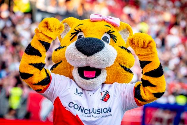 MAscotte of FC Utrecht during the match Utrecht - Servette at the Galgenwaard stadium for the UEFA Europa League - Third qualifying round - 2nd leg season 2025-2026 in UTRECHT, Netherlands on 14 august 2025, (photo by Marcel van Dorst EYE4images DeFodi Images)