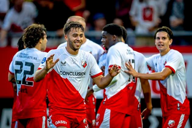 FC Utrecht defender Souffian El Karouani celebrating the goal of FC Utrecht forward Adrian Blake during the match Utrecht - Servette at the Galgenwaard stadium for the UEFA Europa League - Third qualifying round - 2nd leg season 2025-2026 in UTRECHT, Netherlands on 14 august 2025, (photo by Marcel van Dorst EYE4images DeFodi Images)