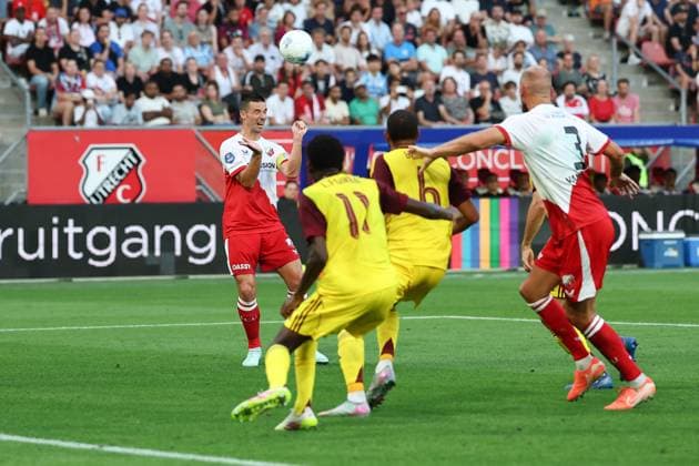 UTRECHT , 14-08-2025 , stadium Galgenwaard , season 2025 2026 , UEFA Europa League football , Third qualifying round 2nd leg , match between FC Utrecht and Servette , picture shows FC Utrecht player Nick Viergever Utrecht - Servette  x30499683x Copyright: