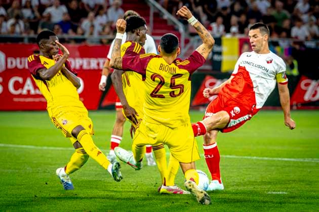 FC Utrecht defender Nick Viergever during the match Utrecht - Servette at the Galgenwaard stadium for the UEFA Europa League - Third qualifying round - 2nd leg season 2025-2026 in UTRECHT, Netherlands on 14 august 2025, (photo by Marcel van Dorst EYE4images DeFodi Images)