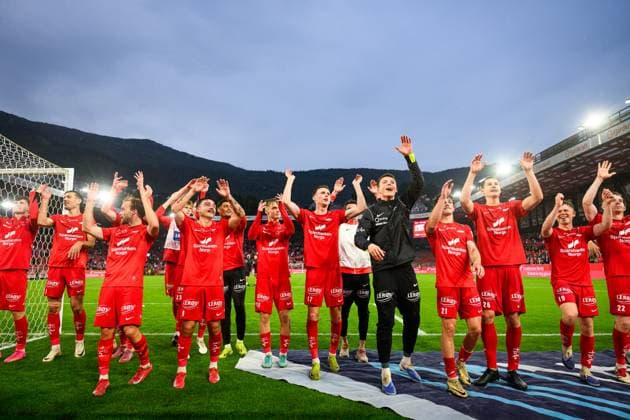 250814 Players of Brann celebrate after the UEFA Europa League third qualifying round football match between Brann and Häcken on August 14, 2025 in Bergen. Photo: Carl Sandin BILDBYRAN kod CS CS0753 fotboll football soccer fotball uefa europa league europa league brann häcken bbeng jubel Copyright: CARLxSANDIN BB250814CS139