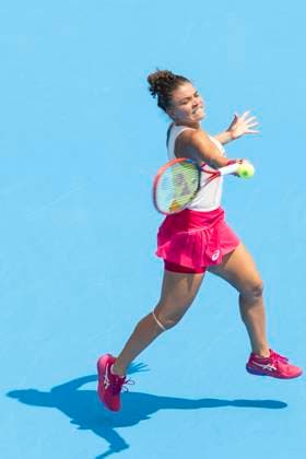 August 14, 2025, Mason, Ohio, USA: Mason, Ohio; Cincinnati Open Tennis Tournament - 2025 08 14 - Jasmine Paolini plays a ball against opponent Barbora Krejcikova. - ZUMAPress Mason USA - ZUMAn24_ 20250814_zaf_n24_109 Copyright: xWallyxNellx