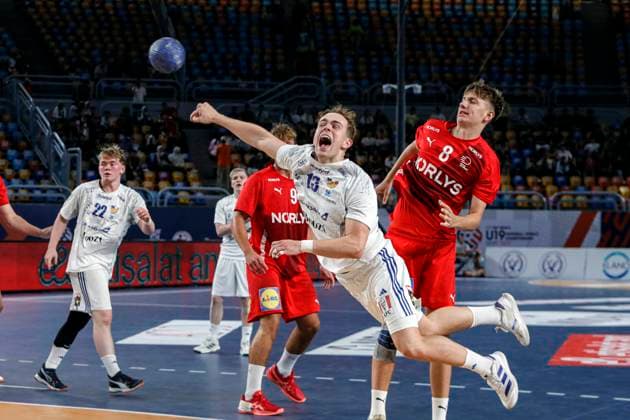 (250815) -- CAIRO, Aug. 15, 2025 -- Dagur Arni Heimisson (2nd R) of Iceland competes during the quarterfinal handball match between Denmark and Iceland at the 11th IHF Men s Youth World Championship, WM, Weltmeisterschaft 2025 in Cairo, Egypt, on Aug. 14, 2025. ) (SP)EGYPT-CAIRO-HANDBALL-MEN S YOUTH WORLD CHAMPIONSHIP-QUARTERFINAL-DENMARK VS ICELAND AhmedxGomaa 
