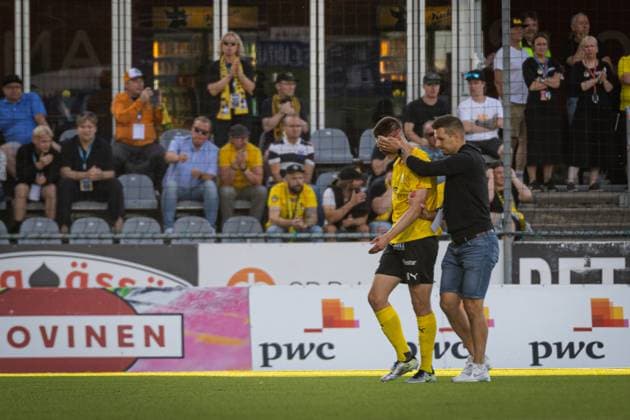 Fußball, EL-Quali, Kuopion PS - Rigas Futbola Skola xxkeikkaxx 20250814 Kuopio UEFA Europa League qualifier round 3 ottelu KuPS vs RFS. Kuvassa KuPSin Samuli Miettinen. Niklas Pehkonen All Over Press