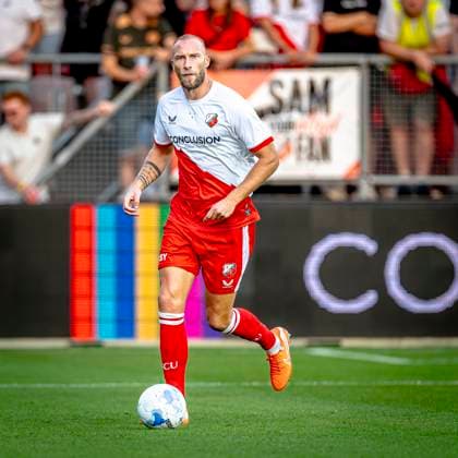 FC Utrecht defender Mike van der Hoorn during the match Utrecht - Servette at the Galgenwaard stadium for the UEFA Europa League - Third qualifying round - 2nd leg season 2025-2026 in UTRECHT, Netherlands on 14 august 2025, (photo by Marcel van Dorst EYE4images DeFodi Images)