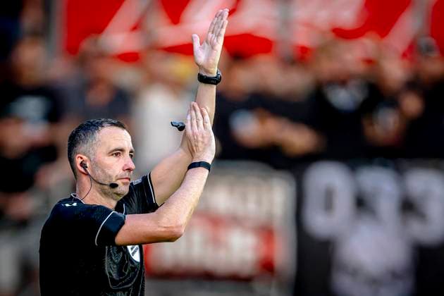 Referee Jocelyn Gourvennec during the match Utrecht - Servette at the Galgenwaard stadium for the UEFA Europa League - Third qualifying round - 2nd leg season 2025-2026 in UTRECHT, Netherlands on 14 august 2025, (photo by Marcel van Dorst EYE4images DeFodi Images)
