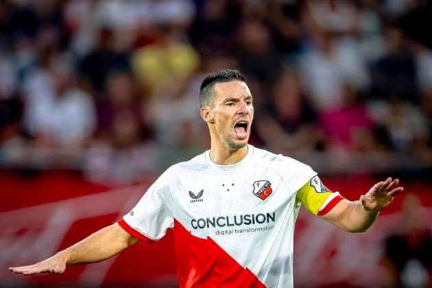 FC Utrecht defender Nick Viergever during the match Utrecht - Servette at the Galgenwaard stadium for the UEFA Europa League - Third qualifying round - 2nd leg season 2025-2026 in UTRECHT, Netherlands on 14 august 2025, (photo by Marcel van Dorst EYE4images DeFodi Images)