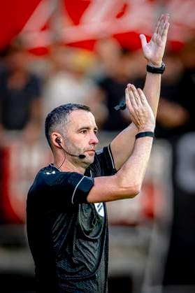 Referee Jocelyn Gourvennec during the match Utrecht - Servette at the Galgenwaard stadium for the UEFA Europa League - Third qualifying round - 2nd leg season 2025-2026 in UTRECHT, Netherlands on 14 august 2025, (photo by Marcel van Dorst EYE4images DeFodi Images)