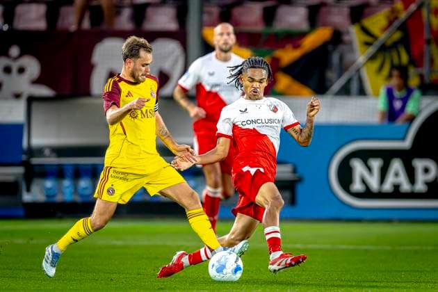 Servette FC midfielder Thimothe Cognat, FC Utrecht midfielder Alonzo Engwanda during the match Utrecht - Servette at the Galgenwaard stadium for the UEFA Europa League - Third qualifying round - 2nd leg season 2025-2026 in UTRECHT, Netherlands on 14 august 2025, (photo by Marcel van Dorst EYE4images DeFodi Images)