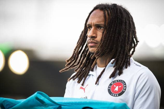 FC Midtjylland v Fredrikstad, UEFA Europa League qualification, Herning, Denmark Herning, Denmark. 14th, August 2025. Kevin Mbabu of FC Midtjylland is warming up during the UEFA Europa League qualification match between FC Midtjylland and Fredrikstad at MCH Arena in Herning. Denmark, Herning  Copyright: xGonzalesxPhoto MortenxKjaerx