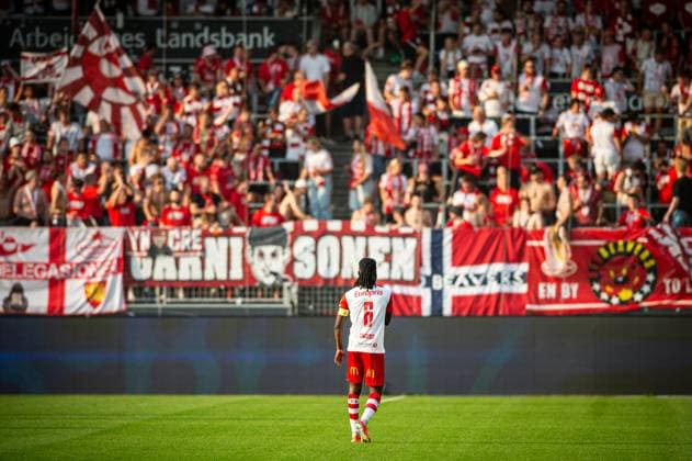 FC Midtjylland v Fredrikstad, UEFA Europa League qualification, Herning, Denmark Herning, Denmark. 14th, August 2025. Leonard Owusu (6) of Fredrikstad seen during the UEFA Europa League qualification match between FC Midtjylland and Fredrikstad at MCH Arena in Herning. Denmark, Herning  Copyright: xGonzalesxPhoto MortenxKjaerx
