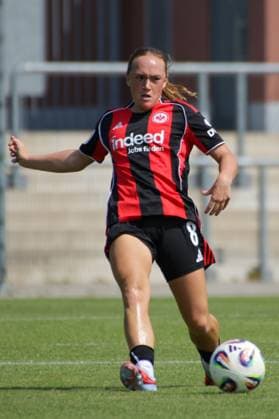 15.08.2025, xgrfx, Fussball Testspiel , Eintracht Frankfurt Frauen - Grasshopper Club Zürich v.l. Lisanne Gräwe (Eintracht Frankfurt) (DFL DFB REGULATIONS PROHIBIT ANY USE OF PHOTOGRAPHS as IMAGE SEQUENCES and or QUASI-VIDEO) Stadion am Brentanobad
