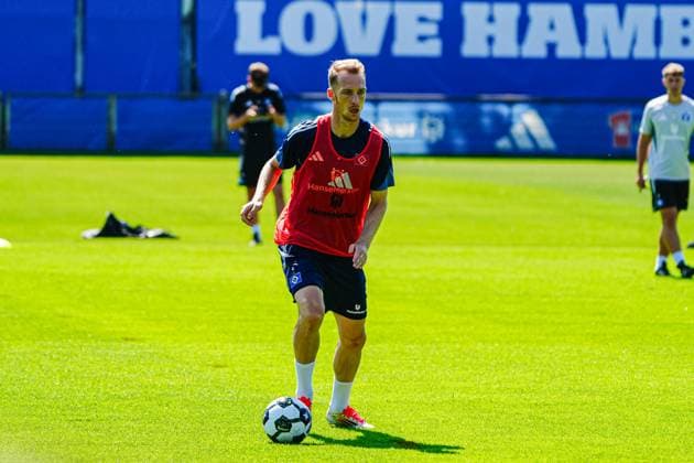 Sebastian Schonlau (Hamburger SV, 04) GER, Training Hamburger SV, Fussball, 1. Bundesliga, Saison 2025 2026, 15.08.2025 GER, Training Hamburger SV, Fussball, 1. Bundesliga, Saison 2025 2026, 15.08.2025 Hamburg *** Sebastian Schonlau Hamburger SV, 04 GER, Training Hamburger SV, Football, 1 Bundesliga, Season 2025 2026, 15 08 2025 GER, Training Hamburger SV, Football, 1 Bundesliga, Season 2025 2026, 15 08 2025 Hamburg Copyright: xEibner-Pressefoto MarcelxvonxFehrnx EP_MFN