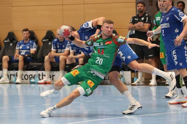 15.08.2025, xgox, Handball, Wartburg Cup, SC Magdeburg - TBV Lemgo emspor v.l. Philipp Weber (Magdeburg, 20) wirft Tor, Torschuetze, erzielt Tor, Treffer, scores the goal Eisenach
