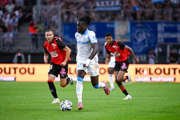 FOOTBALL : Rennes vs Marseille - Ligue 1 - 15 08 2025 Jonathan Rowe ( 17 - Olympique Marseille ) during the Ligue 1 match between Stade Rennais FC and Olympique de Marseille at Roazhon Park on August 15 , 2025 in Rennes, France. ( Photo by Federico Pestellini PsnewZ ) - RennesFrance  Copyright: xFedericoxPestellinix