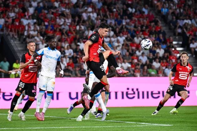 FOOTBALL : Rennes vs Marseille - Ligue 1 - 15 08 2025 Fabian Rieder ( 32 - Rennes ) during the Ligue 1 match between Stade Rennais FC and Olympique de Marseille at Roazhon Park on August 15 , 2025 in Rennes, France. ( Photo by Federico Pestellini PsnewZ ) - RennesFrance  Copyright: xFedericoxPestellinix